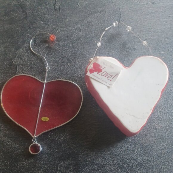 Qty 2 Red Heart Accent Home Hanging Pieces Tag on one item Beaded Beautiful :) - Picture 2 of 2